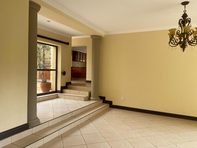 To Let 7 Bedroom Property for Rent in Dainfern Golf Estate Gauteng