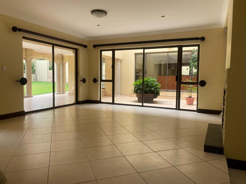 To Let 7 Bedroom Property for Rent in Dainfern Golf Estate Gauteng