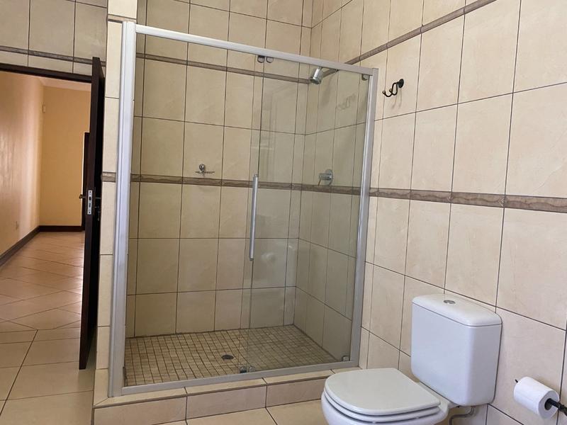 To Let 7 Bedroom Property for Rent in Dainfern Golf Estate Gauteng