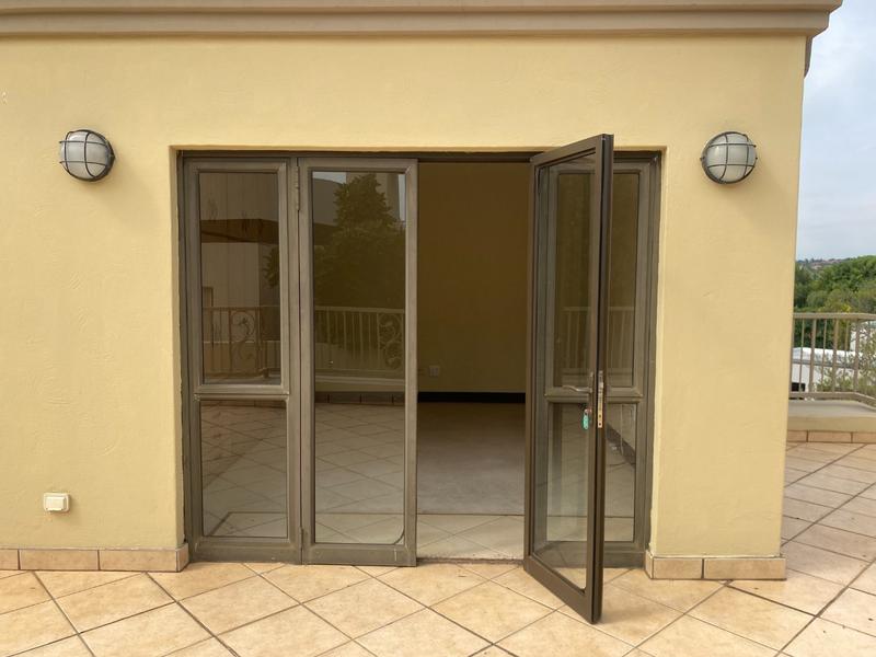 To Let 7 Bedroom Property for Rent in Dainfern Golf Estate Gauteng