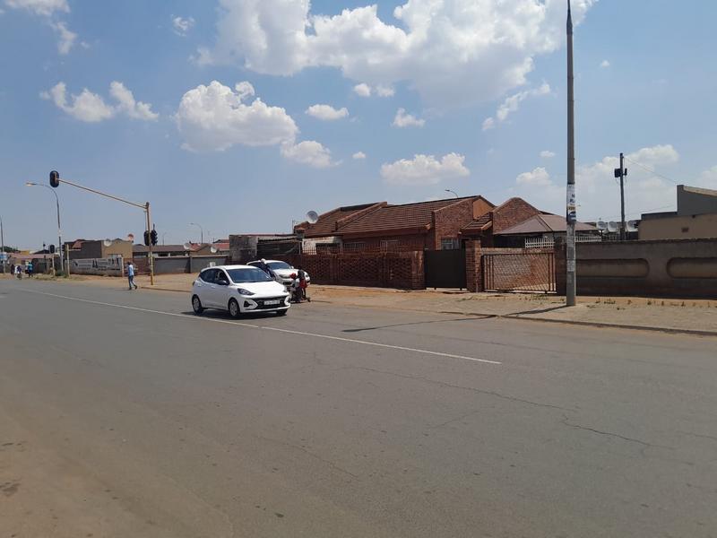 3 Bedroom Property for Sale in Thokoza Ext 2 Gauteng