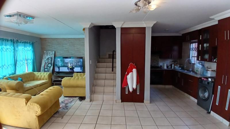 3 Bedroom Property for Sale in Annlin Gauteng