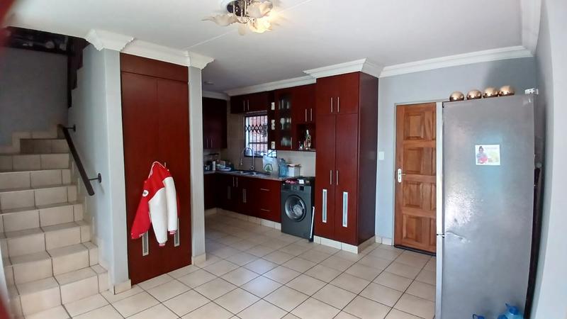 3 Bedroom Property for Sale in Annlin Gauteng