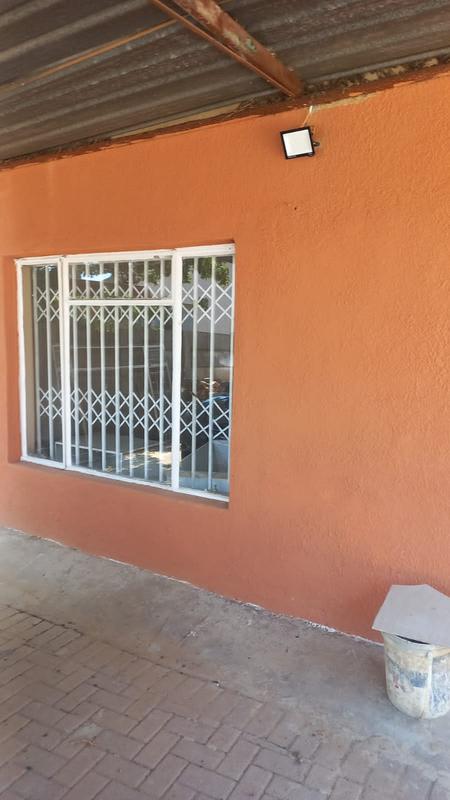 To Let 2 Bedroom Property for Rent in Witpoortjie Gauteng