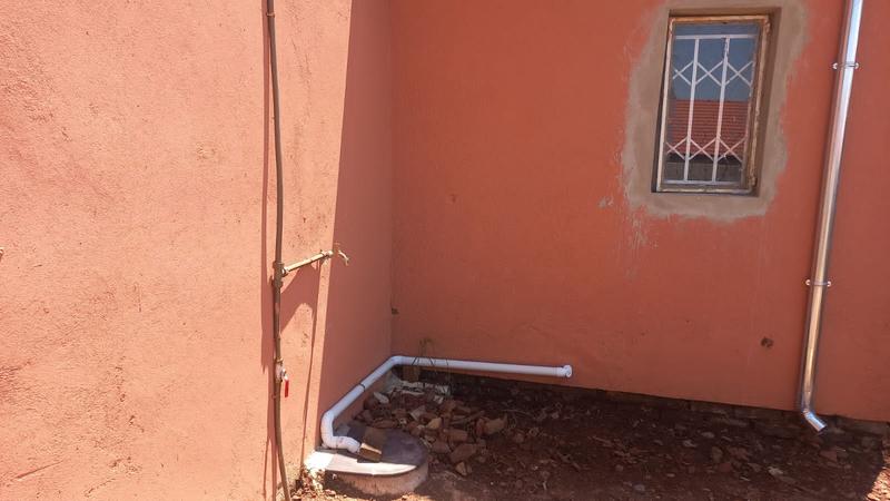 To Let 2 Bedroom Property for Rent in Witpoortjie Gauteng
