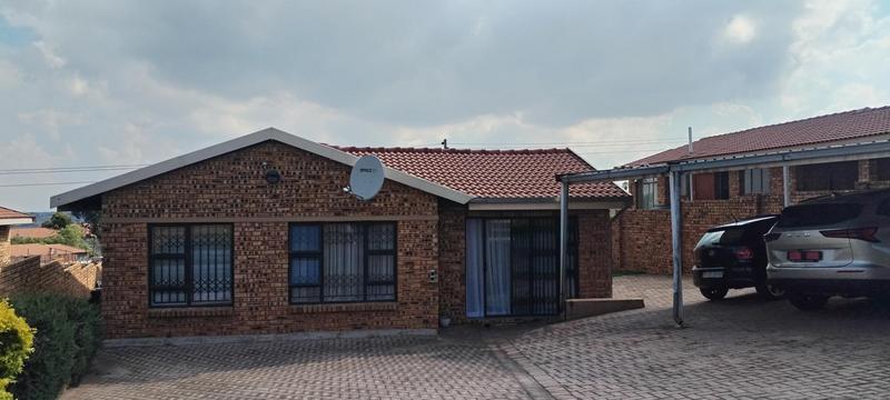 3 Bedroom Property for Sale in Groblerpark Gauteng
