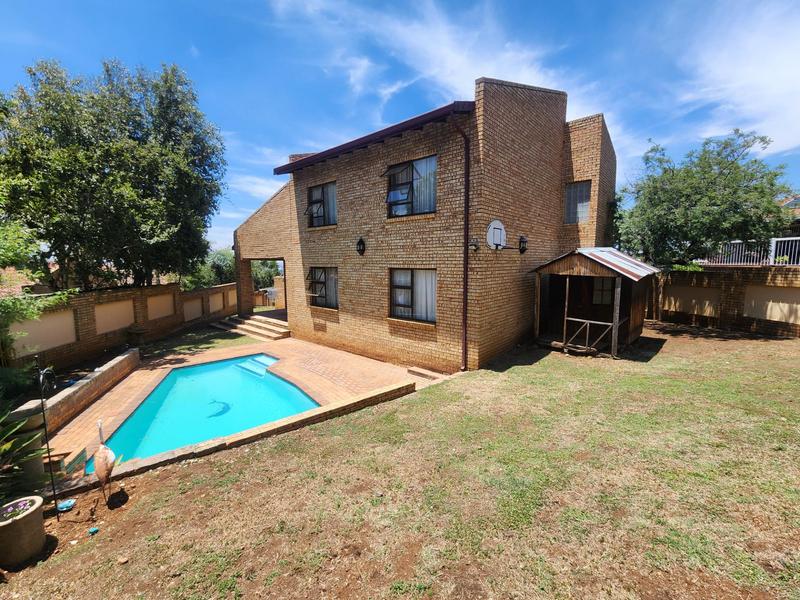 4 Bedroom Property for Sale in Meyersdal Gauteng
