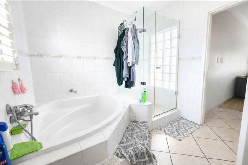 4 Bedroom Property for Sale in Meyersdal Gauteng