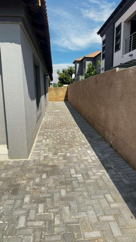 3 Bedroom Property for Sale in The Orchards Gauteng