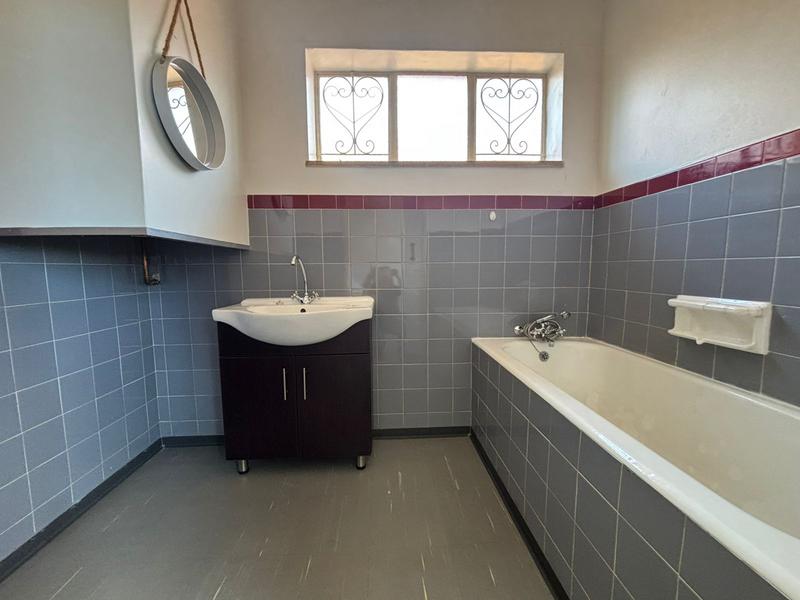 1 Bedroom Property for Sale in Florida North Gauteng