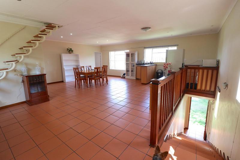 To Let 2 Bedroom Property for Rent in Linden Gauteng