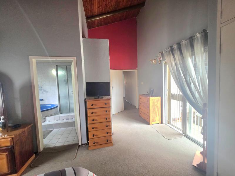 5 Bedroom Property for Sale in Sunward Park Gauteng