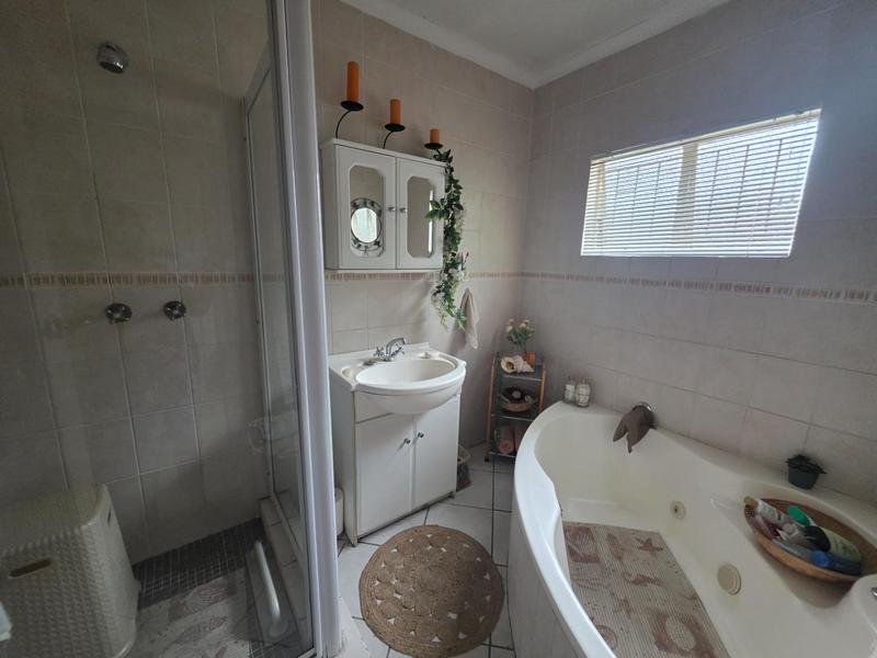 1 Bedroom Property for Sale in Van Dyk Park Gauteng