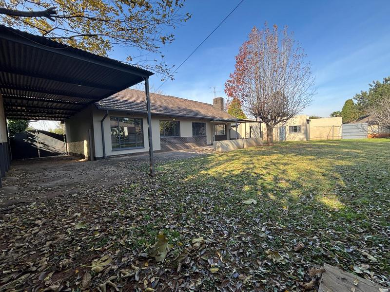 3 Bedroom Property for Sale in Dalpark Proper Gauteng