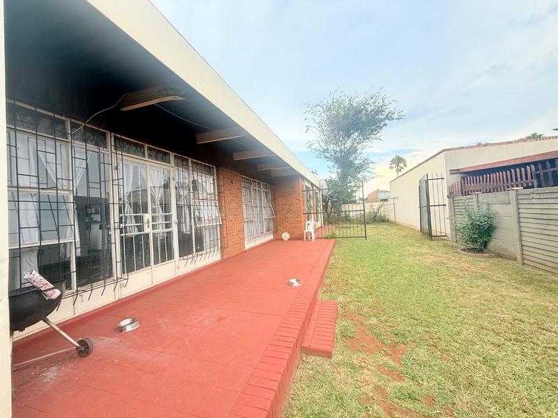 8 Bedroom Property for Sale in Vanderbijlpark CE Gauteng