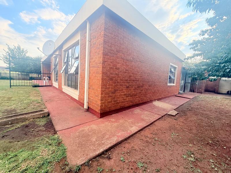 8 Bedroom Property for Sale in Vanderbijlpark CE Gauteng