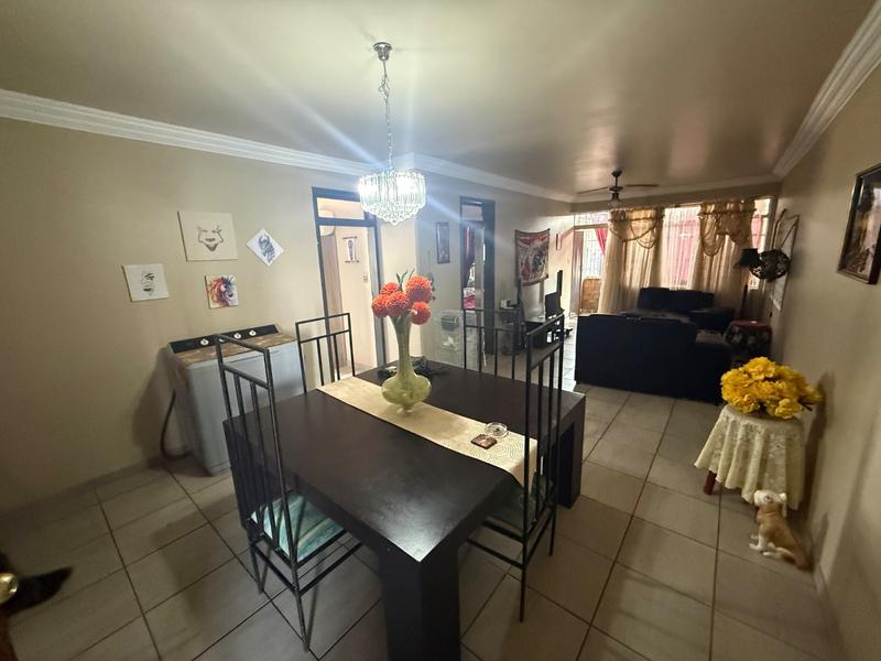 2 Bedroom Property for Sale in Vanderbijlpark Cw 6 Gauteng