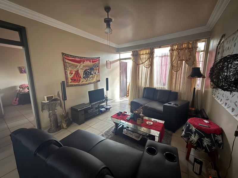 2 Bedroom Property for Sale in Vanderbijlpark Cw 6 Gauteng