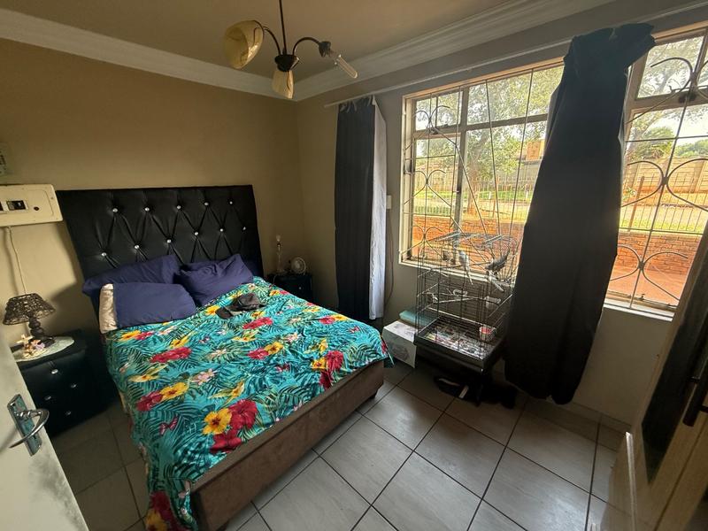 2 Bedroom Property for Sale in Vanderbijlpark Cw 6 Gauteng