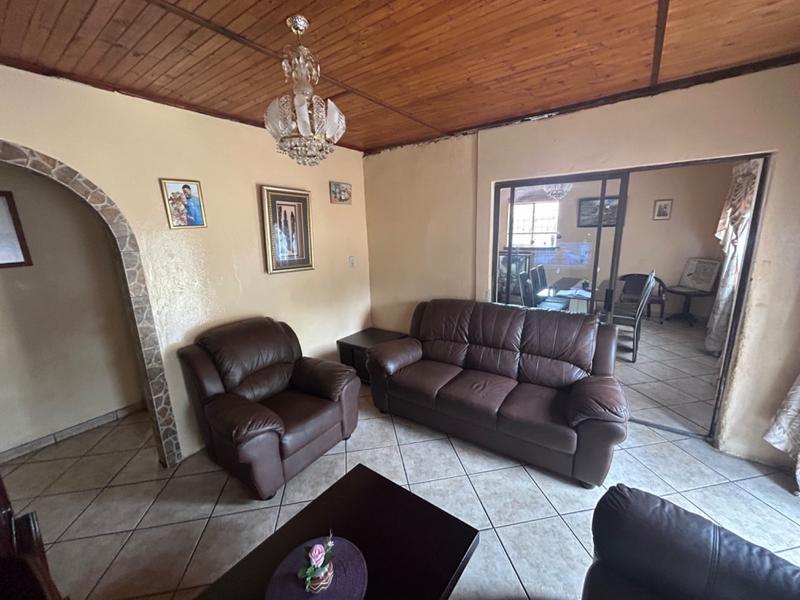 3 Bedroom Property for Sale in Vanderbijlpark Cw 6 Gauteng