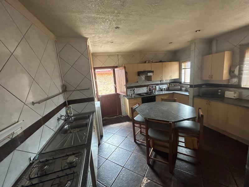 3 Bedroom Property for Sale in Vanderbijlpark Cw 6 Gauteng