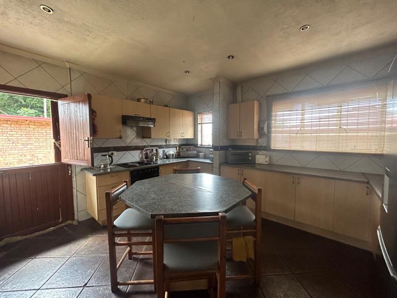 3 Bedroom Property for Sale in Vanderbijlpark Cw 6 Gauteng