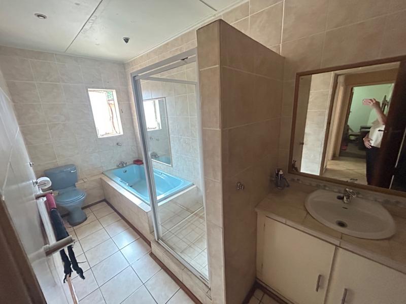 3 Bedroom Property for Sale in Vanderbijlpark Cw 6 Gauteng