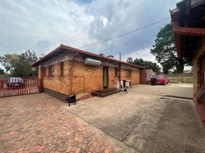 3 Bedroom Property for Sale in Vanderbijlpark Cw 6 Gauteng