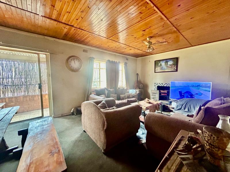 3 Bedroom Property for Sale in Vanderbijlpark Cw 6 Gauteng