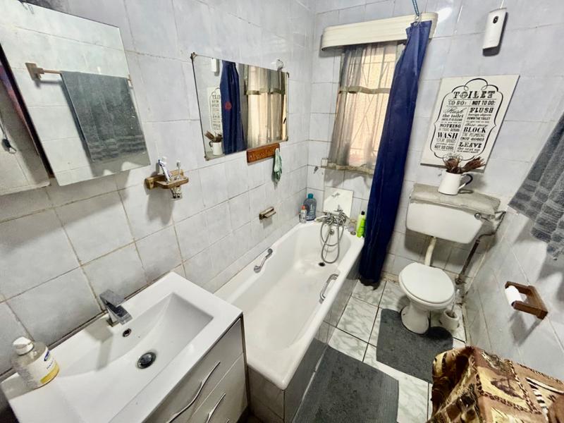 3 Bedroom Property for Sale in Vanderbijlpark Cw 6 Gauteng