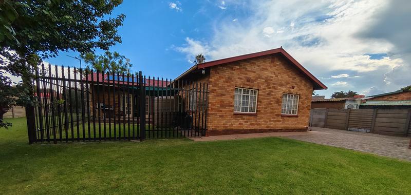 3 Bedroom Property for Sale in Vanderbijlpark SE 1 Gauteng