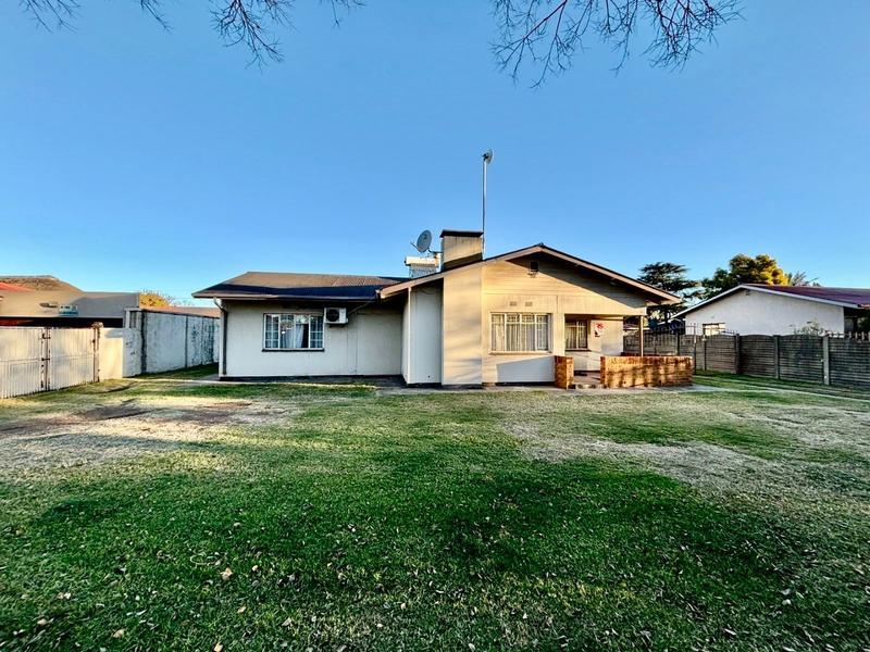 4 Bedroom Property for Sale in Vanderbijlpark SW 1 Gauteng