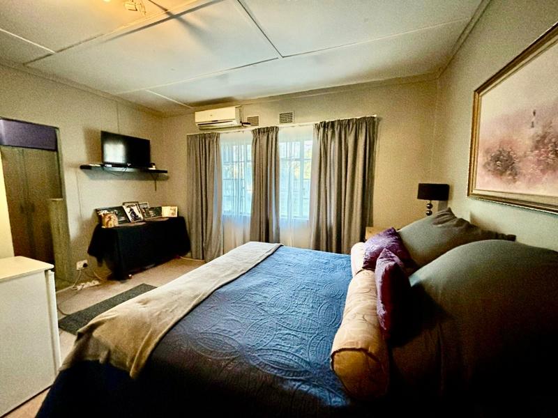 4 Bedroom Property for Sale in Vanderbijlpark SW 1 Gauteng