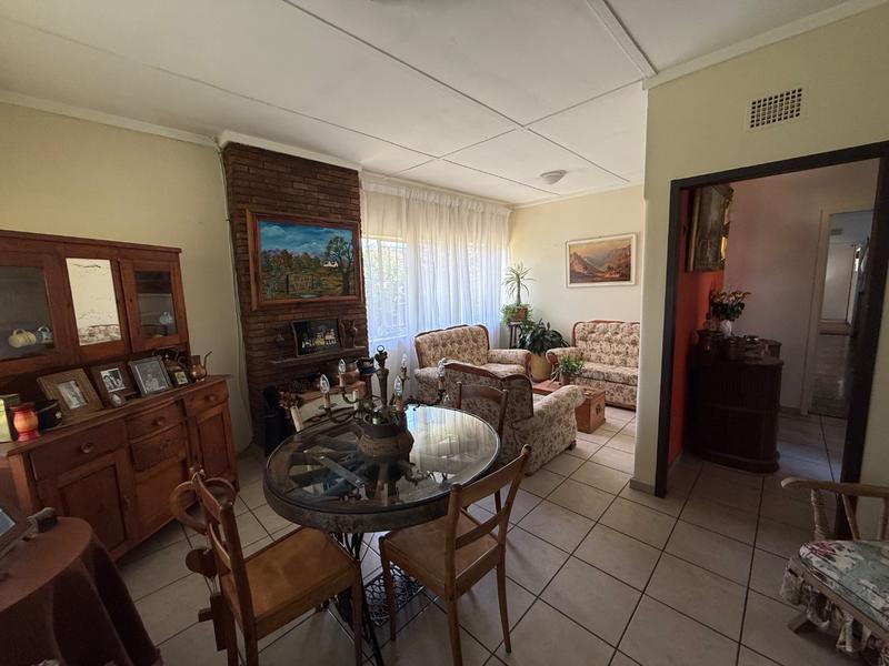 3 Bedroom Property for Sale in Vanderbijlpark SW 5 Gauteng