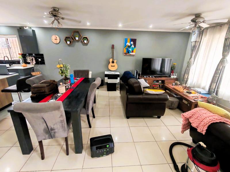 3 Bedroom Property for Sale in Heuweloord Gauteng