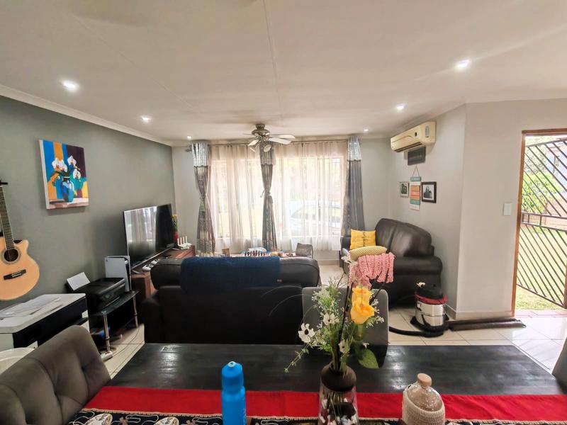 3 Bedroom Property for Sale in Heuweloord Gauteng