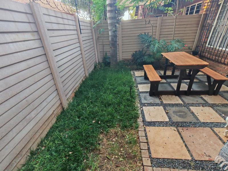 2 Bedroom Property for Sale in Highveld Gauteng