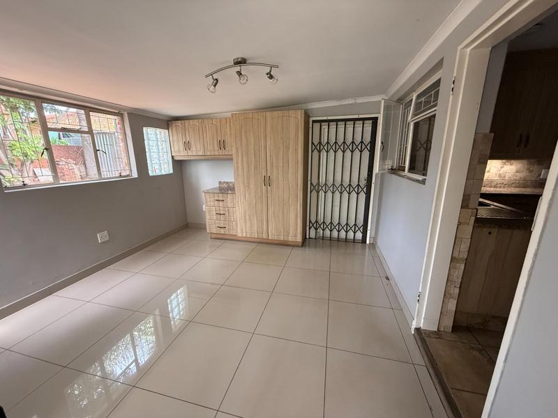 4 Bedroom Property for Sale in Rooihuiskraal Gauteng
