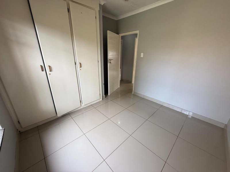 4 Bedroom Property for Sale in Rooihuiskraal Gauteng