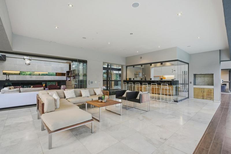 5 Bedroom Property for Sale in Bryanston Gauteng