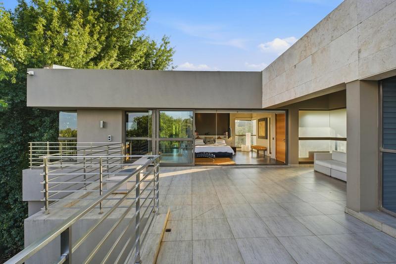 5 Bedroom Property for Sale in Bryanston Gauteng