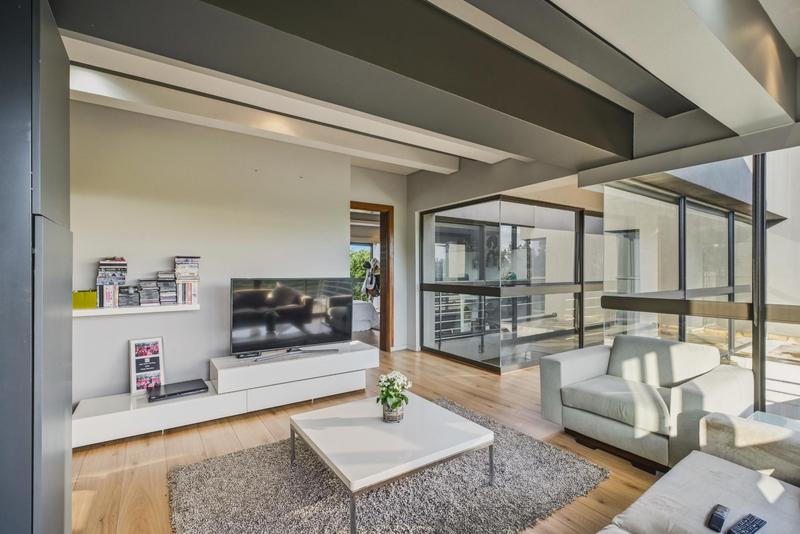 5 Bedroom Property for Sale in Bryanston Gauteng