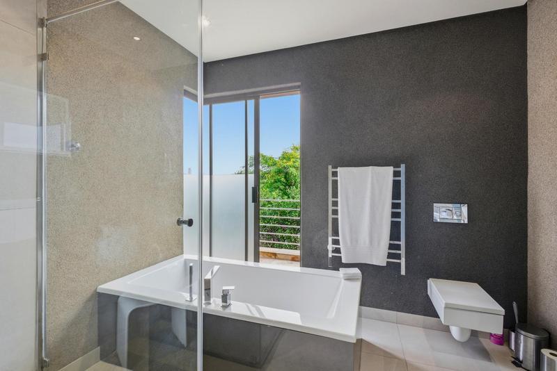 5 Bedroom Property for Sale in Bryanston Gauteng