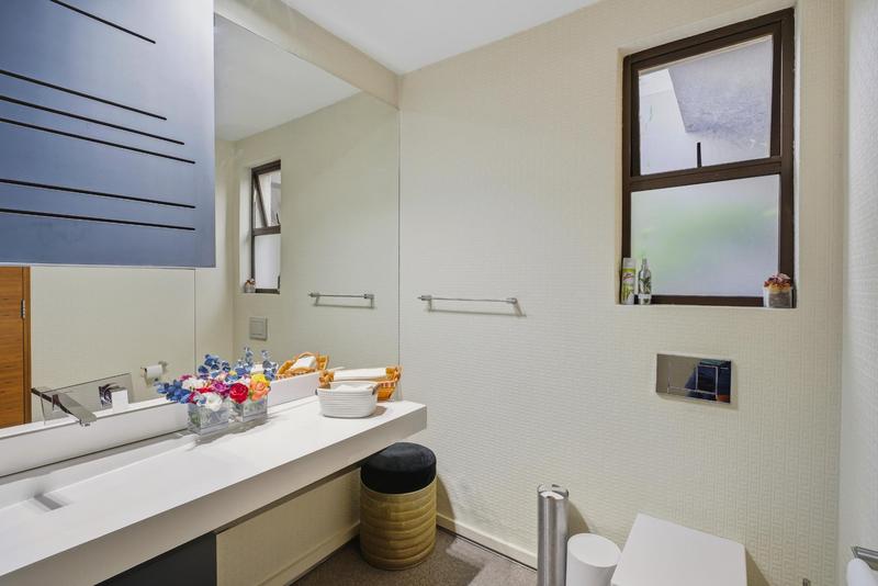 5 Bedroom Property for Sale in Bryanston Gauteng