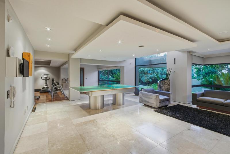 5 Bedroom Property for Sale in Bryanston Gauteng