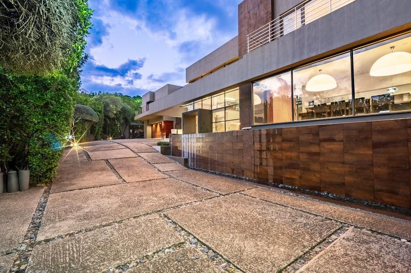 5 Bedroom Property for Sale in Bryanston Gauteng