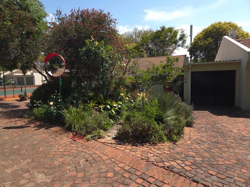 2 Bedroom Property for Sale in Magaliessig Gauteng