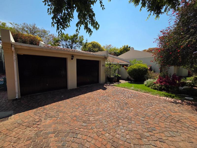 2 Bedroom Property for Sale in Magaliessig Gauteng