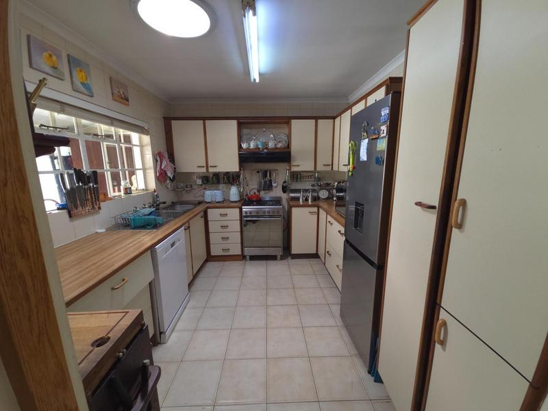 2 Bedroom Property for Sale in Magaliessig Gauteng