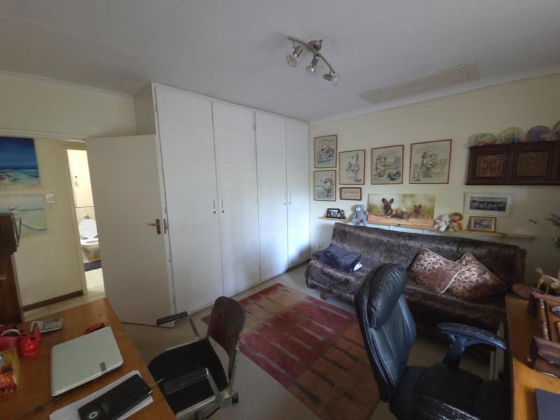 2 Bedroom Property for Sale in Magaliessig Gauteng